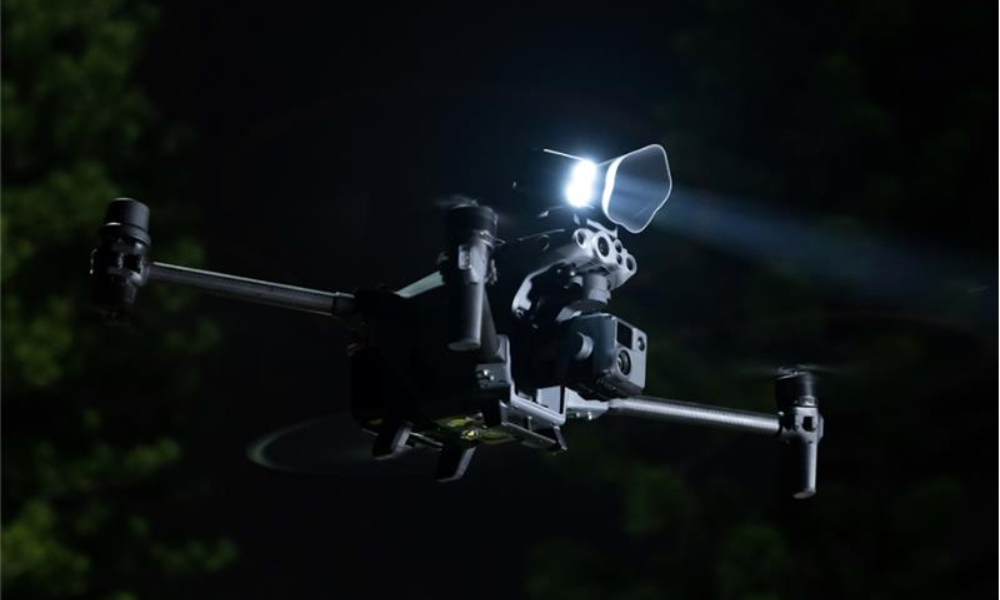 Searchlight And Broadcasting System